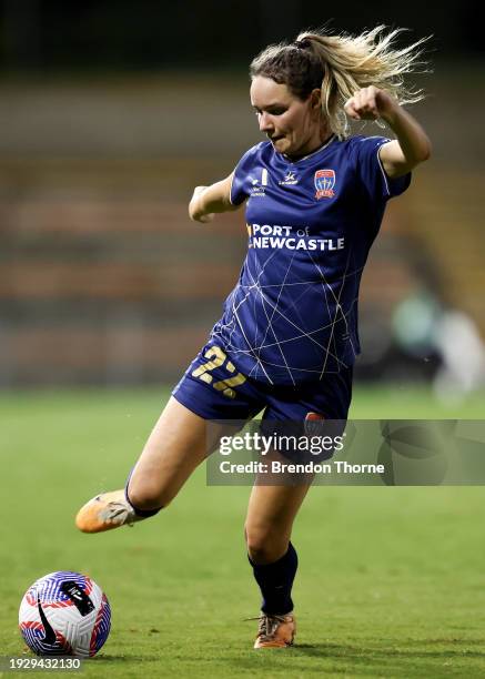 Lorena Baumann of the Jets controls the ball during the A-League Women round 12 match between Brisbane Roar and Newcastle Jets at Leichhardt Oval, on...