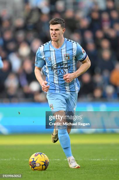 Ben Sheaf of Coventry in action during the Sky Bet Championship match between Coventry City and Leicester City at The Coventry Building Society Arena...