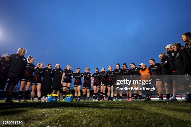 Marlie Packer of Saracens leads a team-talk as the players of Saracens form a huddle at full-time following victory in the Allianz Premiership...