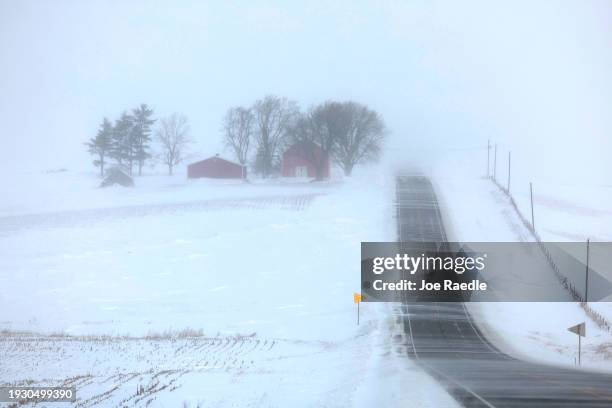 Iowa Cold Usa Cold Weather Photos and Premium High Res Pictures - Getty Images