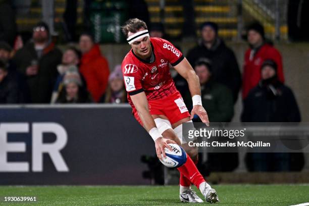 Alexandre Roumat of Stade Toulousain scores a try during the Investec Champions Cup match between Ulster Rugby and Stade Toulousain at Kingspan...