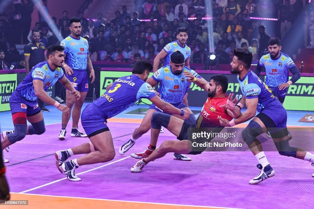 Bengal Warriors And Benguluru Bulls Pro Kabaddi League Match In Jaipur