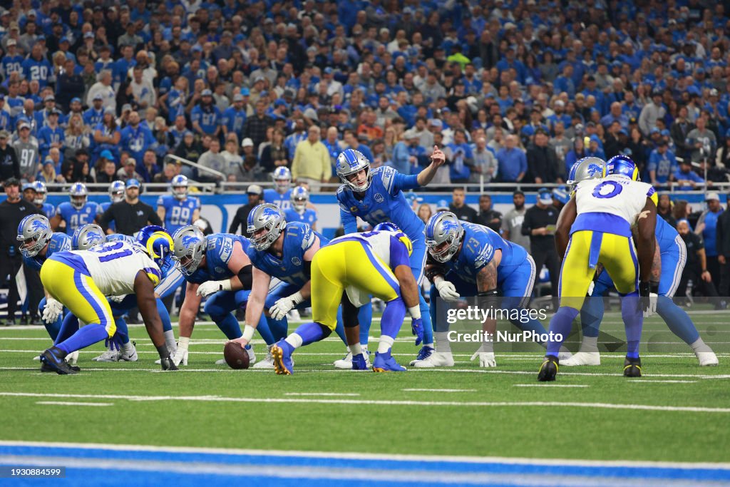 Detroit Rams Detroit Lions quarterback Jared Goff gestures at the line before the ...