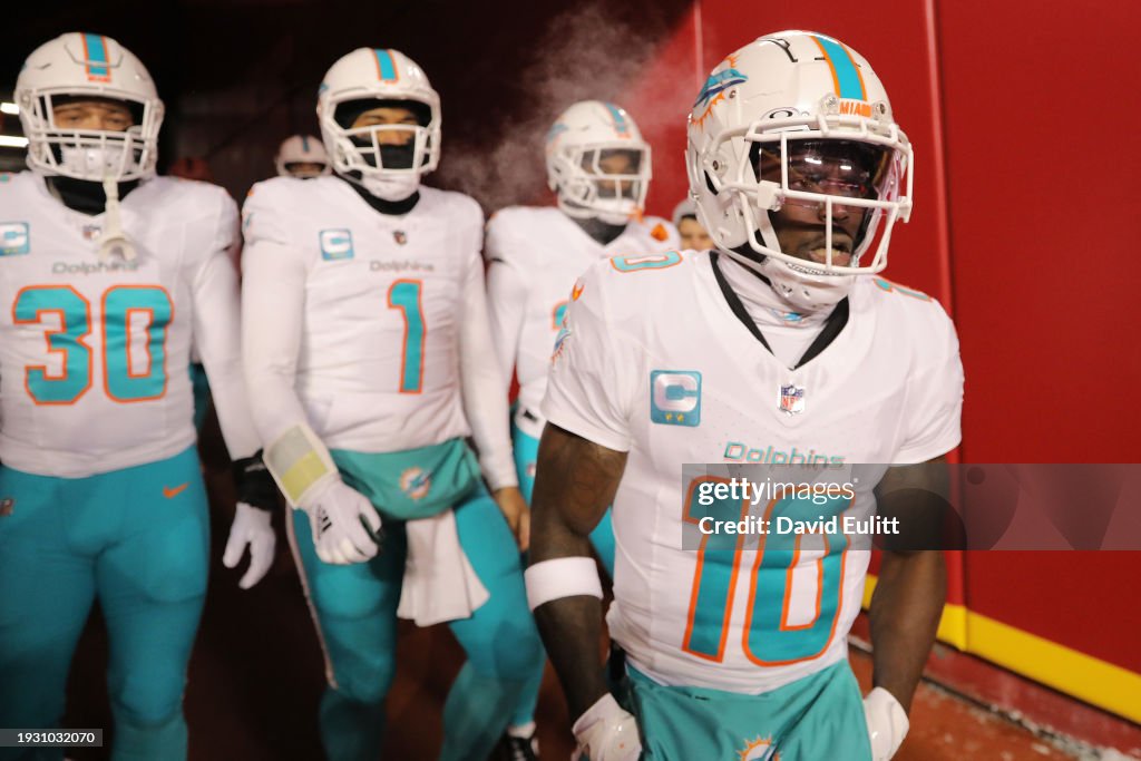 AFC Wild Card Playoffs - Miami Dolphins v Kansas City Chiefs
