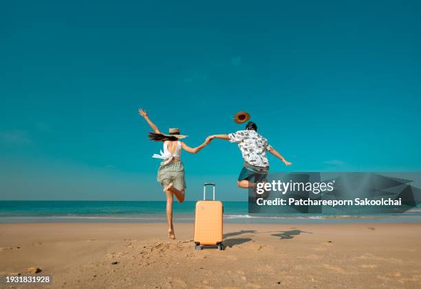 airport travel trip - airport hipster travel stockfoto's en -beelden