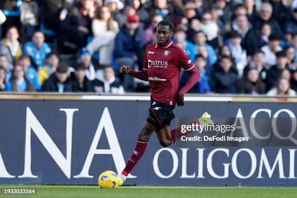 Junior Sambia of US Salernitana controls the ball during the Serie A TIM match between SSC Napoli and US Salernitana - Serie A TIM at Stadio Diego...