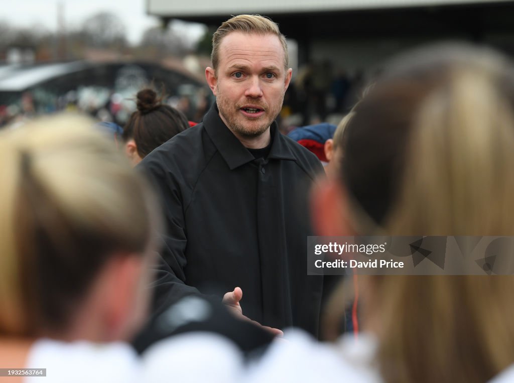 Arsenal Women v Watford Women - Adobe Women's FA Cup Fourth Round