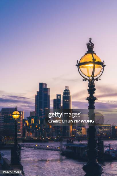 lambeth in london, uk - embankment stock pictures, royalty-free photos & images