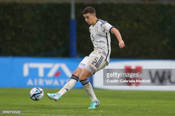Francesco Sante of Italy in action during the International Friendly between Italy U19 and Spain U19 at Centro Tecnico Federale di Coverciano on...