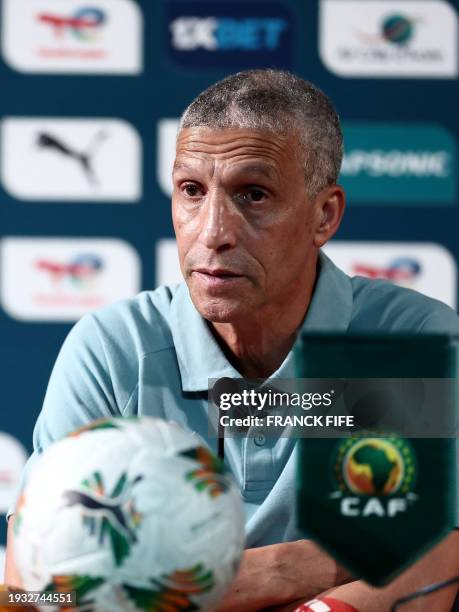 Ghana's English head coach Chris Hughton gives a press conference at the palais de la Culture in Abidjan on January 17, 2024 on the eve of the 2024...