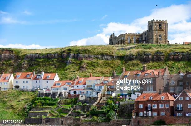 whitby - whitby stockfoto's en -beelden