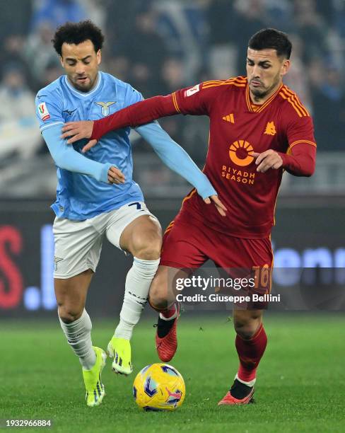 Felipe Anderson of SS Lazio and Leandro Paredes of AS Roma in action during the match between of SS Lazio and AS Roma - Coppa Italia at Stadio...