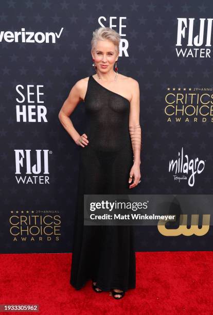 Taylor Howar Traylor Howard attends the 29th Annual Critics Choice Awards at... News ...