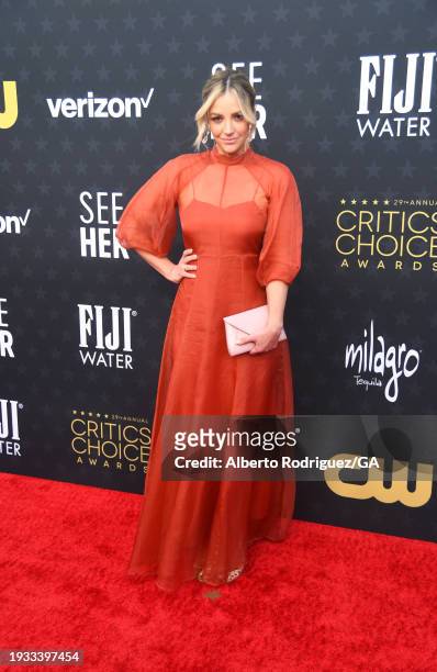 Abby Elliott attends the 29th Annual Critics Choice Awards at Barker Hangar on January 14, 2024 in Santa Monica, California.