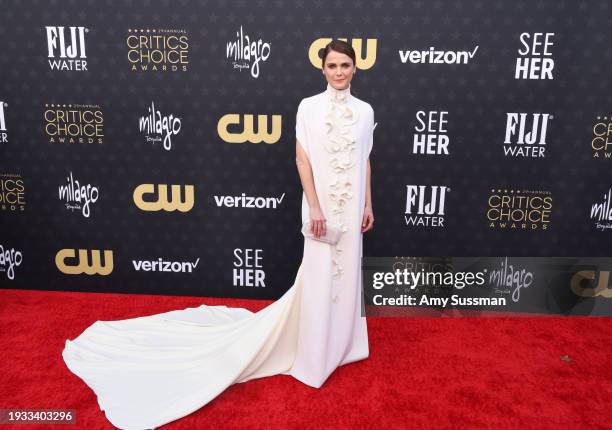 Keri Russell attends the 29th Annual Critics Choice Awards at Barker Hangar on January 14, 2024 in Santa Monica, California.