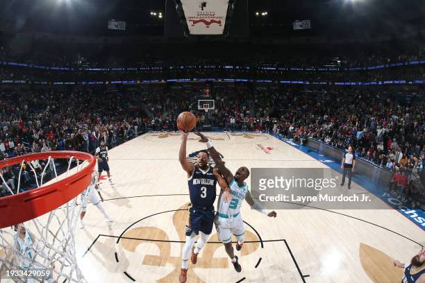 McCollum of the New Orleans Pelicans shoots the ball during the game against the Charlotte Hornets on January 17, 2024 at the Smoothie King Center in...