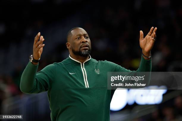 Adrian Griffin head coach of the Milwaukee Bucks reacts to a call during the first half of the game against the Sacramento Kings at Fiserv Forum on...