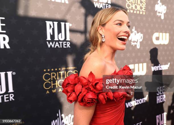 Margot Robbie attends the 29th Annual Critics Choice Awards at Barker Hangar on January 14, 2024 in Santa Monica, California.