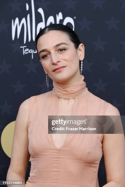 Jenny Slate attends the 29th Annual Critics Choice Awards at Barker Hangar on January 14, 2024 in Santa Monica, California.