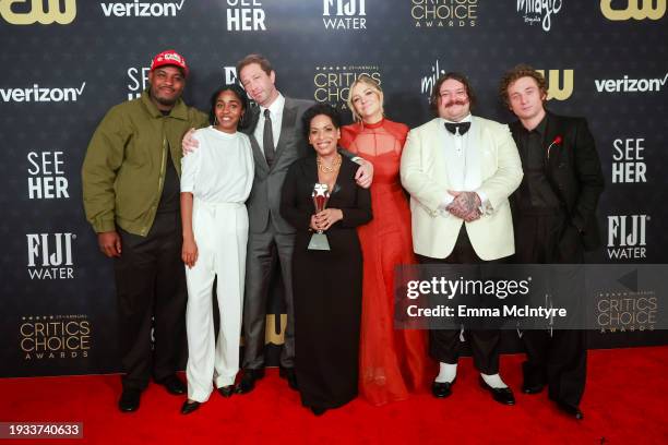 Lionel Boyce, Ayo Edebiri, Ebon Moss-Bachrach, Liza Colón-Zayas, Abby Elliott, Matty Matheson and Jeremy Allen White, winner of the Best Comedy...