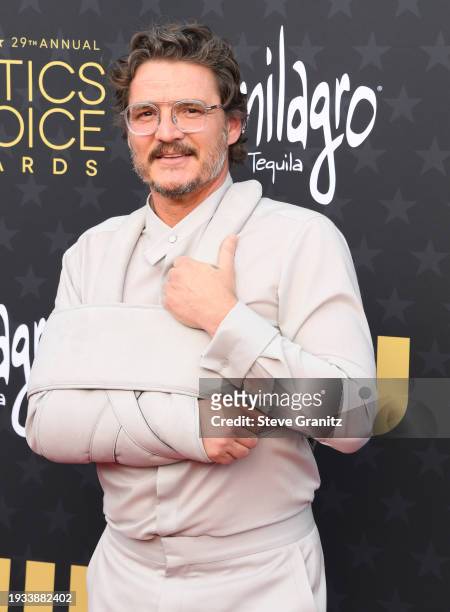 Pedro Pascal arrives at the 29th Annual Critics Choice Awards at Barker Hangar on January 14, 2024 in Santa Monica, California.