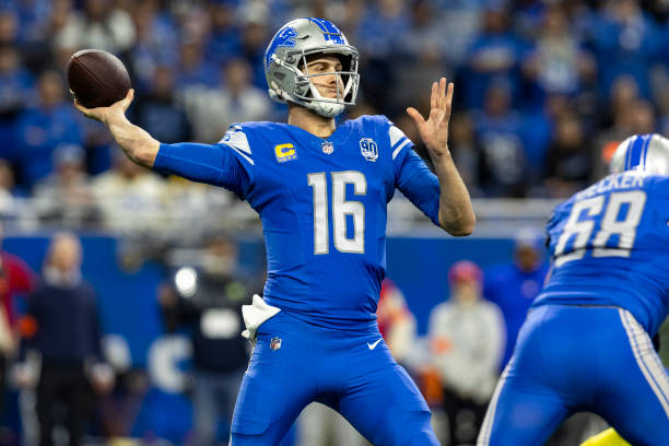 Jared Goff of the Detroit Lions throws a pass during the game against the Los Angeles Rams at Ford Field.