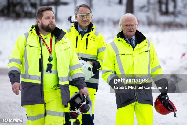 King Carl Gustav of Sweden visits the Stockholm Bypass on January 18, 2024 in Stockholm, Sweden. The Stockholm Bypass is a series of underground...