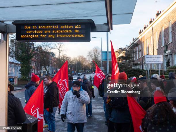 Members of the Unite Union and supporters strike on a picket line at a bus stop on the Lisburn Road in Belfast, Northern Ireland, UK, on Thursday,...