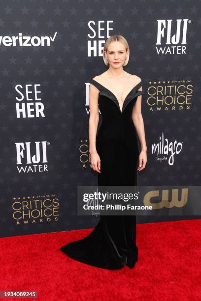 Carey Mulligan with FIJI Water at The 29th Annual Critics Choice Awards on January 14, 2024 in Los Angeles, California.