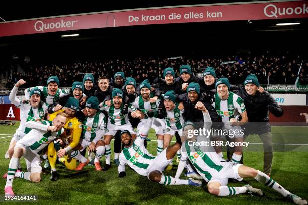 Goalkeeper Hidde Jurjus of FC Groningen, Joey Pelupessy of FC Groningen, Marco Rente of FC Groningen, Johan Hove of FC Groningen, Leandro Bacuna of...