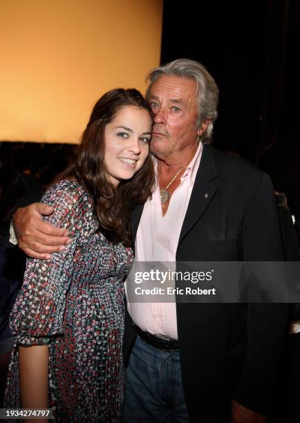 Alain Delon et sa fille Anouchka Delon participent à la soirée organisée par la chaîne de télévision Orange : Cinéma Séries pour le lancement de la...