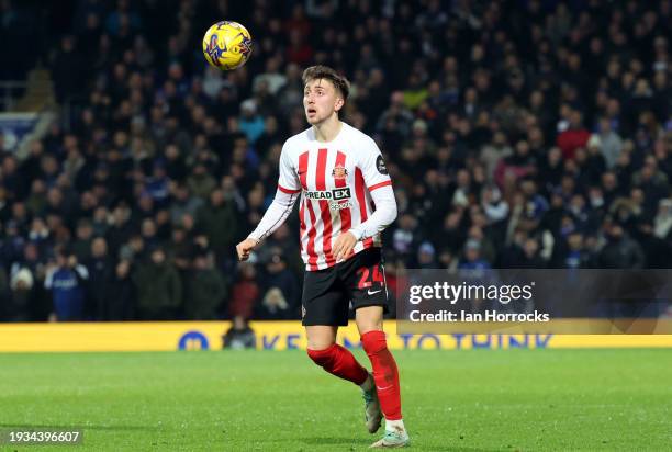 Dan Neil of Sunderland runs with the ball during the Sky Bet Championship match between Ipswich Town and Sunderland at Portman Road on January 13,...