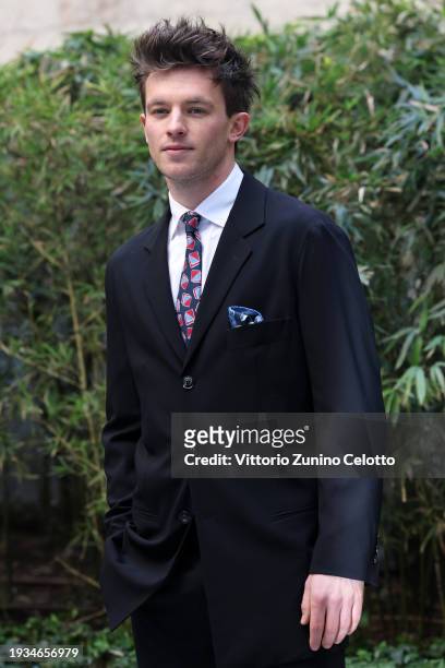 Jannis Niewöhner arrives at the Giorgio Armani fashion show during the Milan Menswear Fall/Winter 2024-2025 on January 15, 2024 in Milan, Italy.
