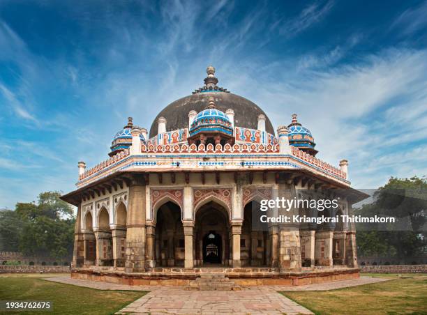 humayun tomb complex, isa khan's tomb, new delhi. - historic building stock pictures, royalty-free photos & images