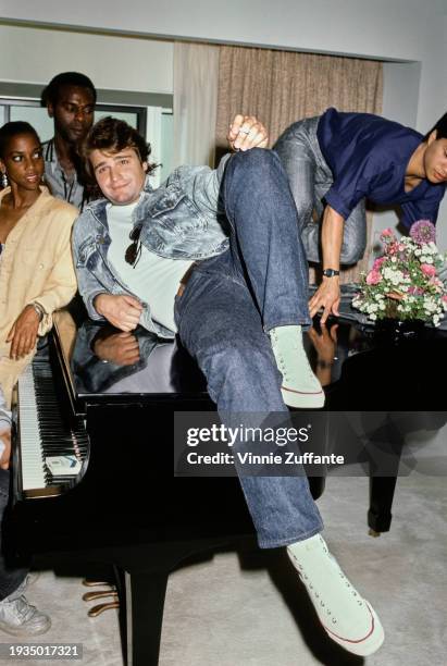 Cast members of '21 Jump Street' L- R: Holly Robinson, Steven Williams, Peter DeLuise and Dustin Nguyen attend the FOX Television Unveils New...