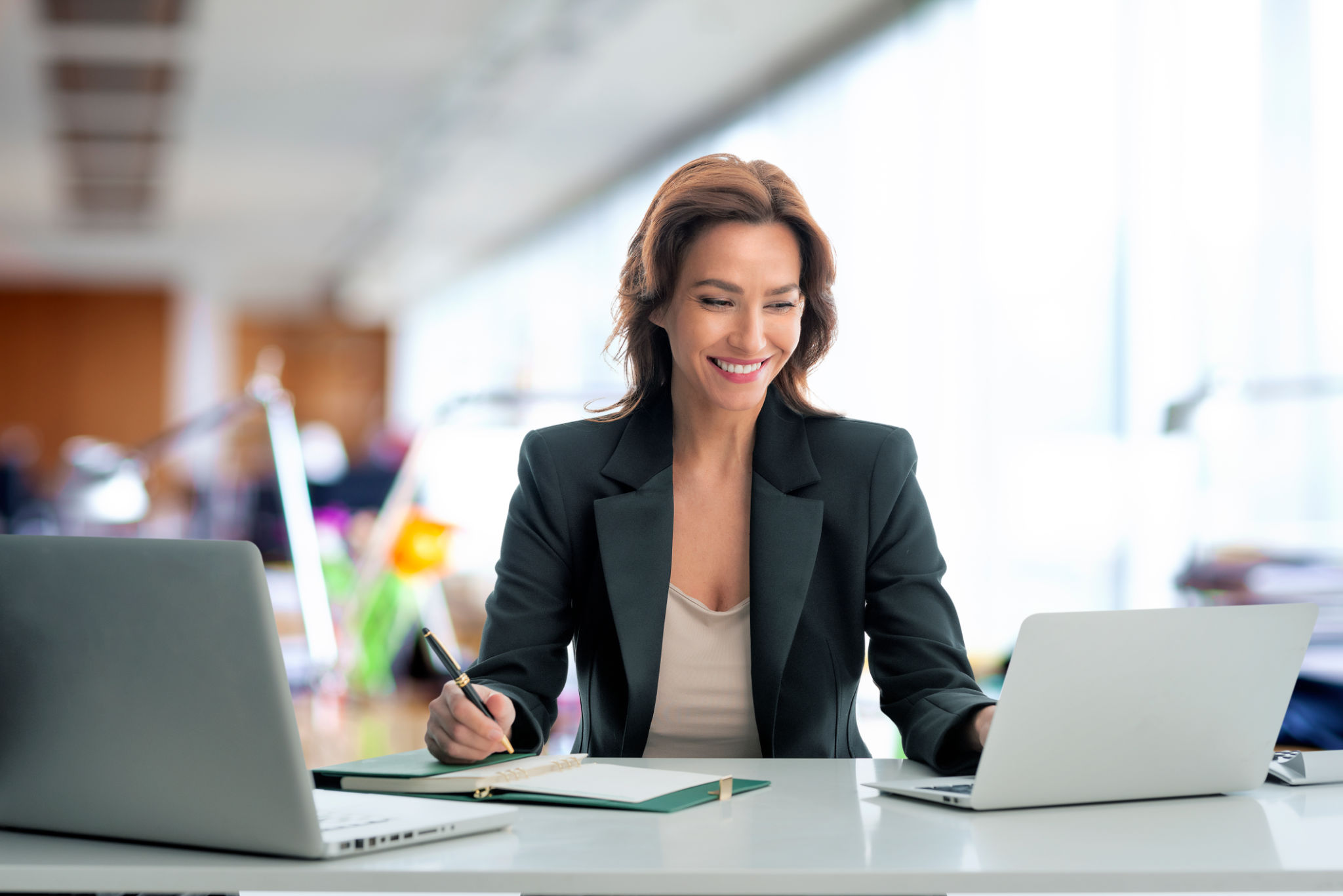 executive assistant working