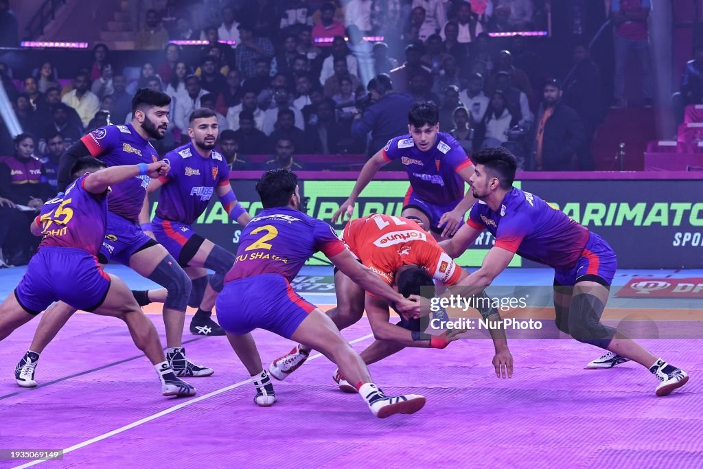 Dabang Delhi Vs Gujarat Giants Pro Kabaddi League In Jaipur