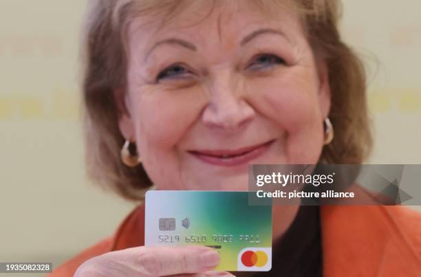 January 2024, Thuringia, Greiz: Martina Schweinsburg , District Administrator of the Greiz district, speaks at a press conference in the district...