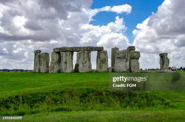 stonehenge - stonehenge stock pictures, royalty-free photos & images