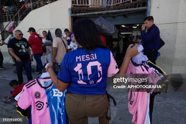 Street vendor sells jerseys of Argentine player Lionel Messi of Miami FC in the historic center market ahead of tomorrow's friendly match between El...