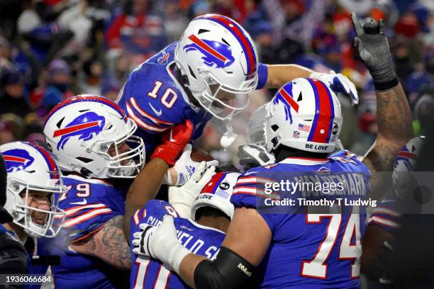 Khalil Shakir of the Buffalo Bills celebrates his touchdown against the Pittsburgh Steelers during the fourth quarter at Highmark Stadium on January...