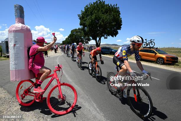 Jonas Rutsch of Germany and Team EF Education - Easypost, Jhonatan Narvaez of Ecuador and Team INEOS Grenadiers, Quinn Simmons of United States and...