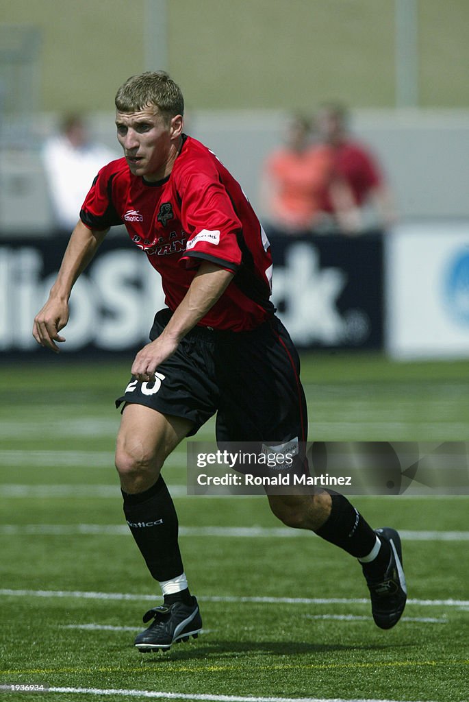 Ronnie O'Brien runs