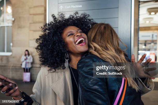 reunited with her best friend - spring arrival stock pictures, royalty-free photos & images