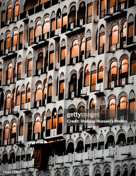 arabic architecture building - kuwait landscape stock pictures, royalty-free photos & images