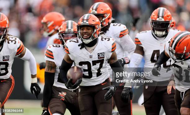 Anthony Bell of the Cleveland Browns celebrates an interception in the game against the Cincinnati Bengals at Paycor Stadium on January 07, 2024 in...