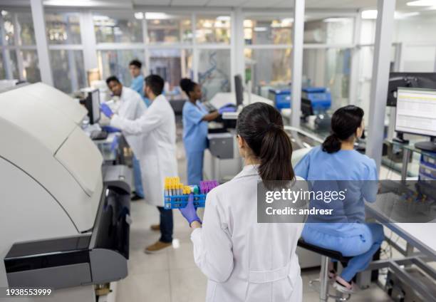 Lab Sample Processing 349 Genome Processing Stock Photos, High-Res Pictures, and Images ...