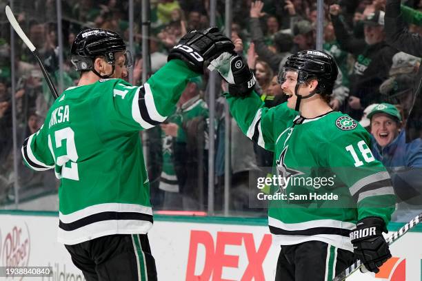 Sam Steel of the Dallas Stars celebrates his third period goal against the Los Angeles Kings with Radek Faksa at American Airlines Center on January...