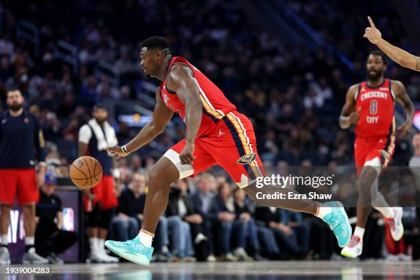 Zion Williamson of the New Orleans Pelicans dribbles the ball against the Golden State Warriors at Chase Center on January 10, 2024 in San Francisco,...