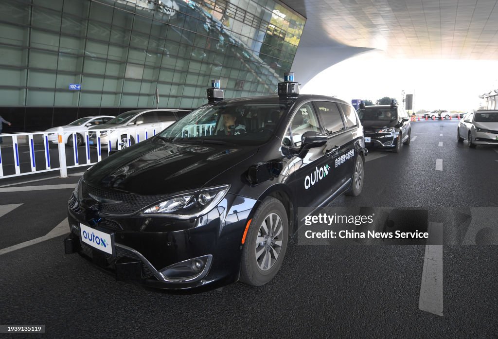 RoboTaxi Services Start Trial Operation In Hangzhou